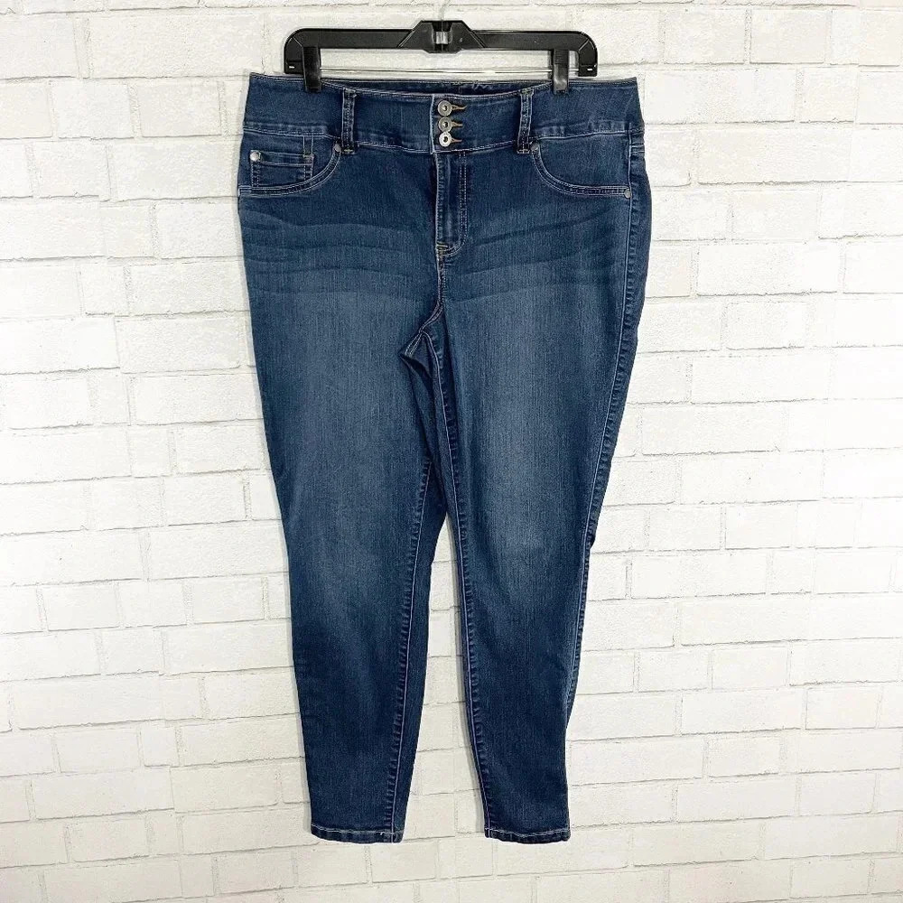 Torrid Medium Wash High Rise Jegging Skinny Jeans Women's Plus Size 16R